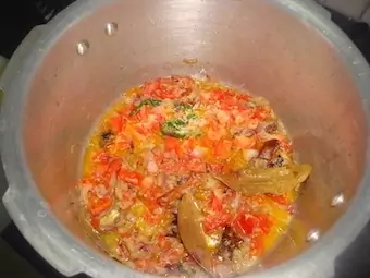 proper way to make veg biryani